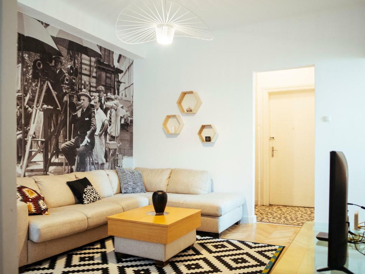 Alba Apartment On Calea Victoriei Bucareste Exterior foto