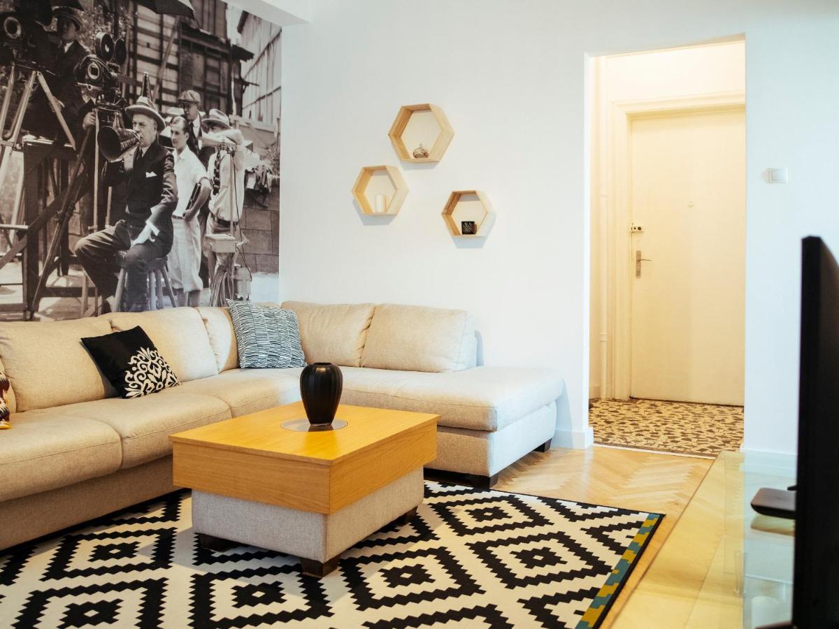 Alba Apartment On Calea Victoriei Bucareste Exterior foto